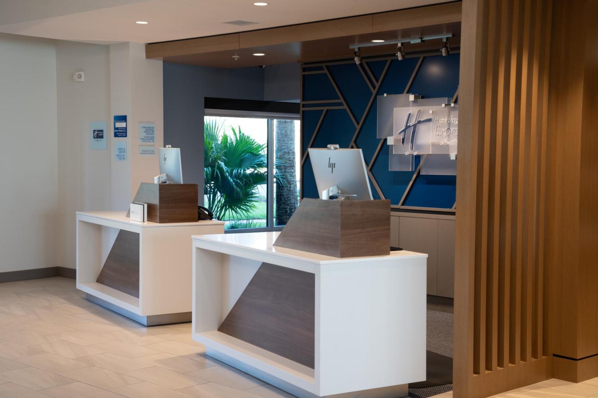 Holiday Inn Express & Suites Fort Walton Beach - Eglin Area By Ihg Exteriér fotografie