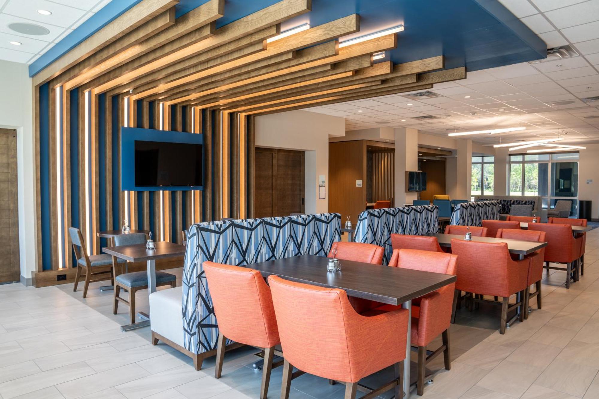 Holiday Inn Express & Suites Fort Walton Beach - Eglin Area By Ihg Exteriér fotografie
