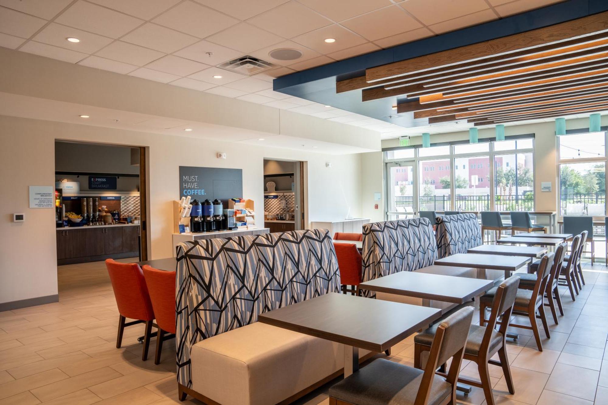Holiday Inn Express & Suites Fort Walton Beach - Eglin Area By Ihg Exteriér fotografie